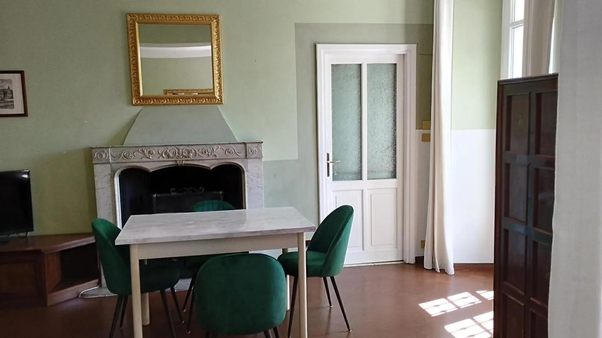 Apartamento Holiday Home - Centre, Lake, 10' Car - Free Parking Self Check-In Airco Varese